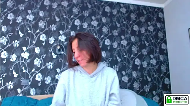 Sophi Cute online show from May 14, 12:56 pm