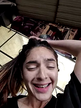 Sam Sara online show from March 29, 2:28 pm