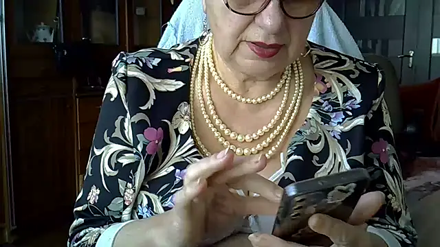 SweetCherry27 online show from March 12, 7:46 am