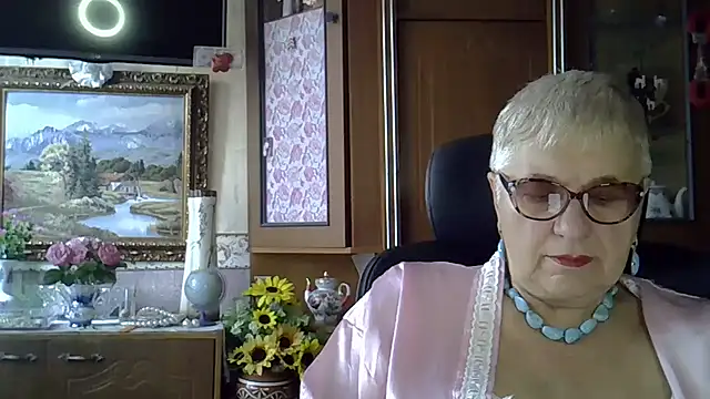 SweetCherry27 online show from September 15, 4:34 am