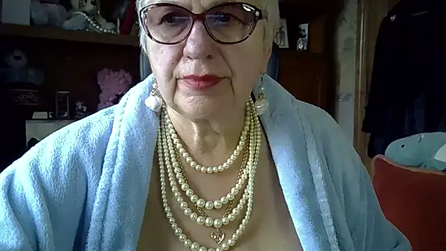 SweetCherry27 online show from November 15, 7:16 am