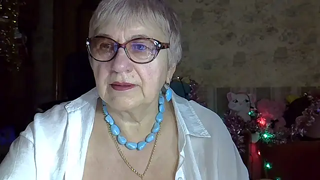 SweetCherry27 online show from December 20, 4:41 am