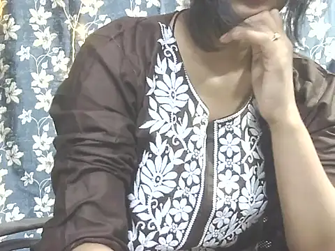 Snapshot of Supriya201 chatting on June 1, 2:52 pm Supriya201 online show from June 1, 2:52 pm