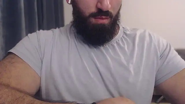 hugemachohandsome online show from October 6, 9:01 pm