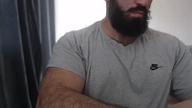 hugemachohandsome online show from October 9, 11:52 am