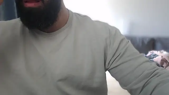 hugemachohandsome online show from October 18, 10:05 am