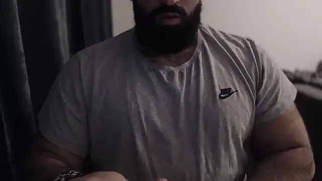 hugemachohandsome online show from November 27, 10:23 pm