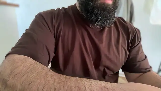 hugemachohandsome online show from March 26, 1:38 pm