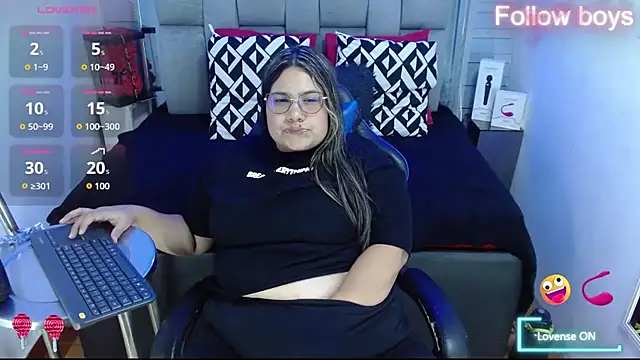 evelin zaens online show from October 12, 4:28 pm