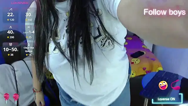 evelin zaens online show from October 31, 4:35 am