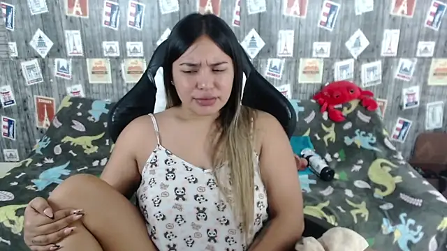 SaraCrow online show from February 5, 8:21 am