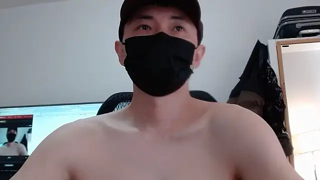 twbobo00715 online show from May 1, 4:00 pm