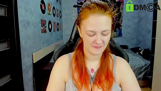 Snapshot of madness_lia chatting on February 10, 8:31 am madness lia online show from February 10, 8:31 am