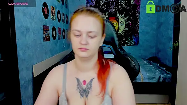 Snapshot of madness_lia chatting on February 18, 8:49 am madness lia online show from February 18, 8:49 am