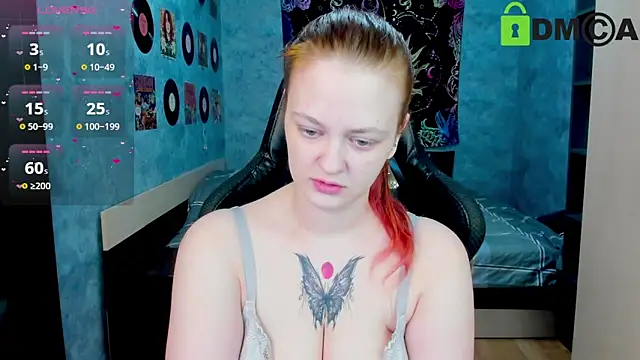 Snapshot of madness_lia chatting on March 11, 3:05 am madness lia online show from March 11, 3:05 am