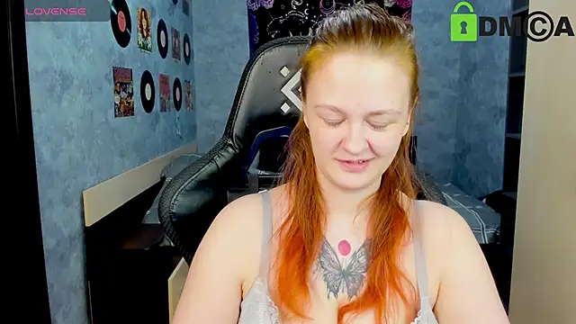 Snapshot of madness_lia chatting on March 11, 8:30 am madness lia online show from March 11, 8:30 am