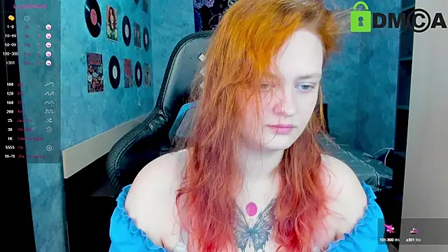 Snapshot of madness_lia chatting on March 12, 4:41 am madness lia online show from March 12, 4:41 am