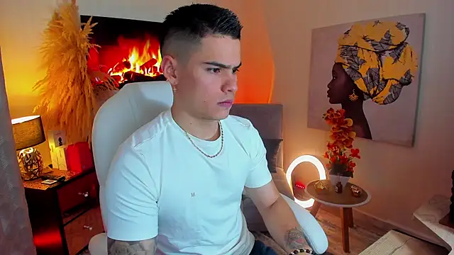 Matias Murrier online show from March 15, 2:01 pm