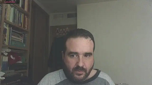 curiosillo83 online show from March 18, 5:21 pm