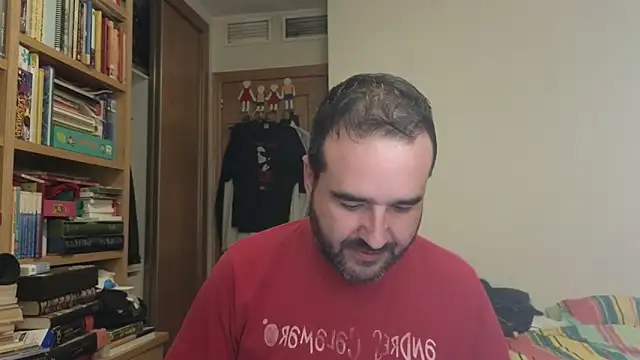 curiosillo83 online show from October 22, 2:39 pm