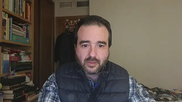 Snapshot of curiosillo83 chatting on March 13, 4:13 pm curiosillo83 online show from March 13, 4:13 pm