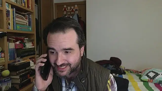 Snapshot of curiosillo83 chatting on March 30, 3:13 pm curiosillo83 online show from March 30, 3:13 pm