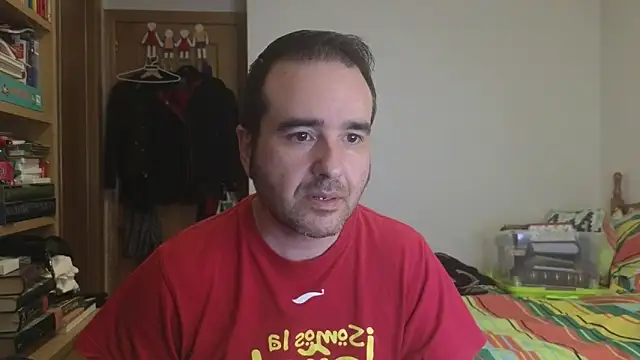 Snapshot of curiosillo83 chatting on May 16, 1:54 pm curiosillo83 online show from May 16, 1:54 pm