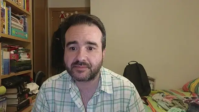 Snapshot of curiosillo83 chatting on June 2, 3:36 pm curiosillo83 online show from June 2, 3:36 pm