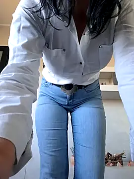 luxxe25 online show from March 30, 8:59 am