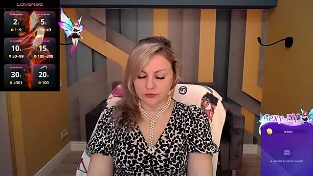 Snapshot of Candy_Long chatting on February 5, 6:29 am Candy Long online show from February 5, 6:29 am