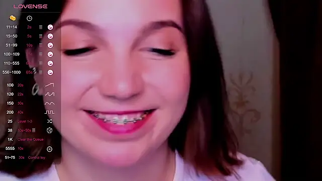 KindHazelHere  online show from March 19, 11:14 pm