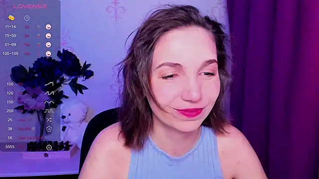 KindHazelHere  online show from February 19, 8:16 pm