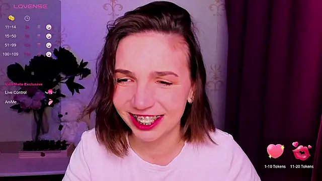 KindHazelHere  online show from February 22, 10:30 pm