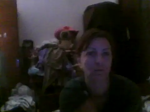Snapshot of ShawnaAdams chatting on April 21, 8:01 pm ShawnaAdams online show from April 21, 8:01 pm
