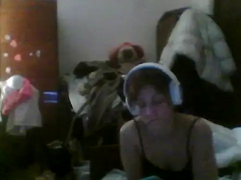 Snapshot of ShawnaAdams chatting on April 28, 5:18 pm ShawnaAdams online show from April 28, 5:18 pm