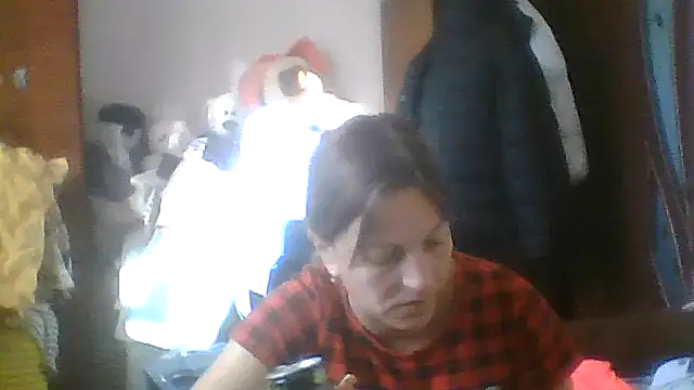 Snapshot of ShawnaAdams chatting on June 19, 3:49 pm ShawnaAdams online show from June 19, 3:49 pm