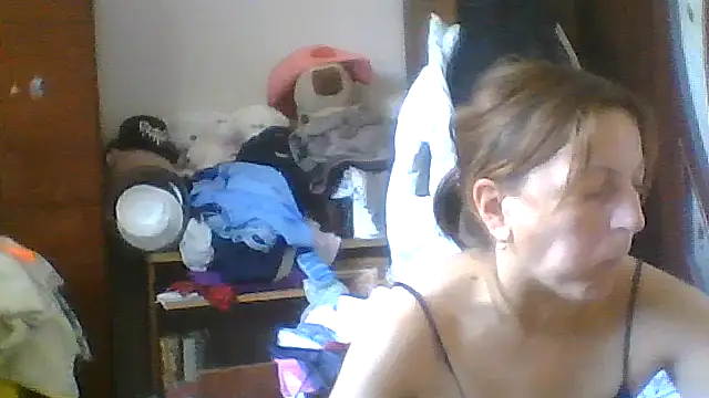 Snapshot of ShawnaAdams chatting on July 1, 12:51 pm ShawnaAdams online show from July 1, 12:51 pm