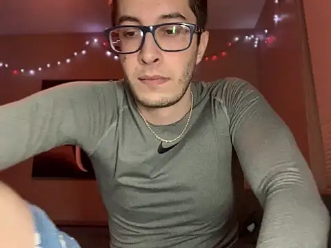 Snapshot of Bwcjoshbanks chatting on February 5, 2:38 am Bwcjoshbanks online show from February 5, 2:38 am