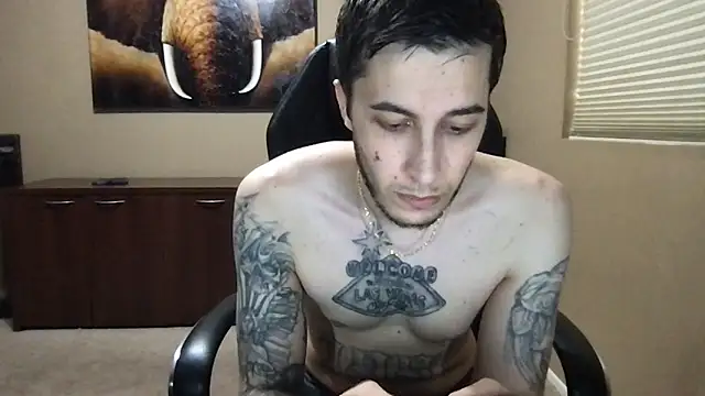Snapshot of Bwcjoshbanks chatting on June 17, 7:26 pm Bwcjoshbanks online show from June 17, 7:26 pm