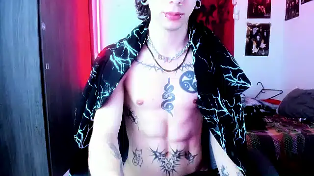 Snapshot of dussk_ chatting on December 29, 8:44 am dussk online show from December 29, 8:44 am