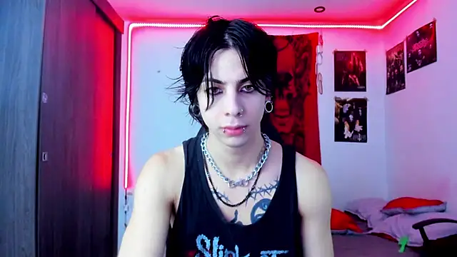 Snapshot of dussk_ chatting on December 31, 6:59 am dussk online show from December 31, 6:59 am