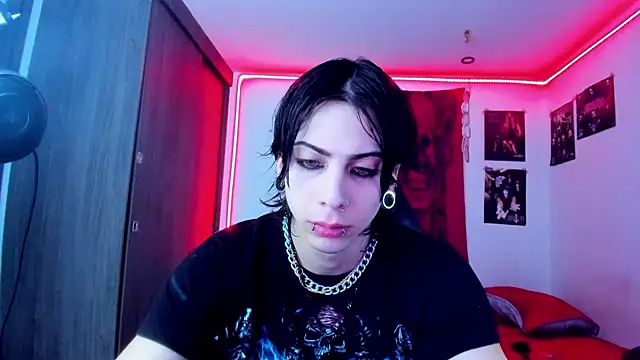 Snapshot of dussk_ chatting on January 9, 6:59 am dussk online show from January 9, 6:59 am