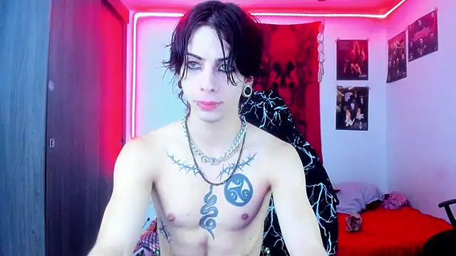 Snapshot of dussk_ chatting on January 18, 7:28 am dussk online show from January 18, 7:28 am