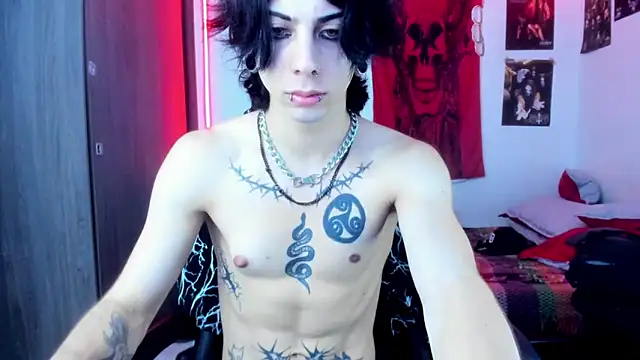 Snapshot of dussk_ chatting on February 3, 7:40 am dussk online show from February 3, 7:40 am