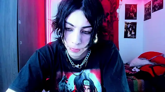 Snapshot of dussk_ chatting on February 13, 6:41 am dussk online show from February 13, 6:41 am