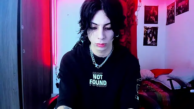 Snapshot of dussk_ chatting on February 15, 4:47 am dussk online show from February 15, 4:47 am