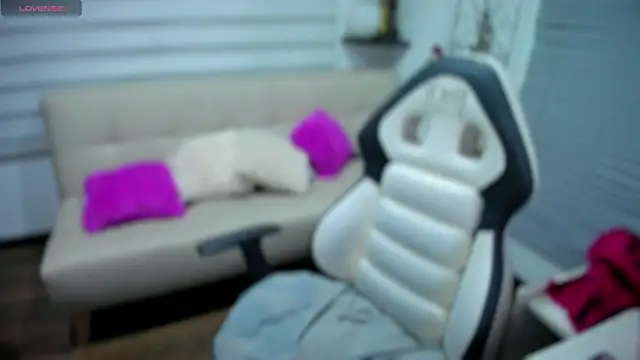 Lunlunera online show from April 1, 2:01 am