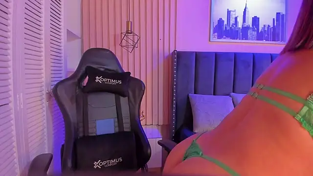 ashlye miller  online show from March 13, 3:54 am