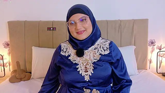 Snapshot of Sajar-bentaleb01 chatting on January 15, 10:35 pm Sajar-bentaleb01 online show from January 15, 10:35 pm