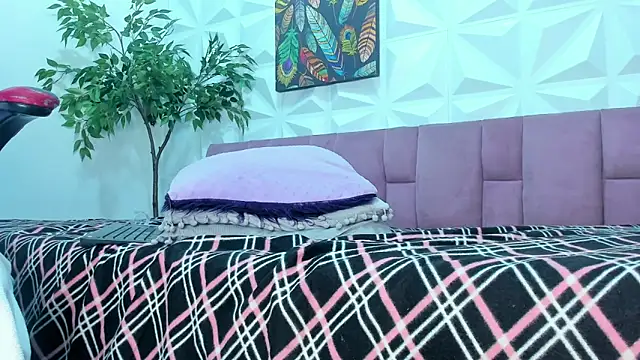 Hellen Sky online show from March 1, 1:11 am